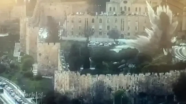 ledakan-di-israel-karena-rudal-iran-1774309479836_169