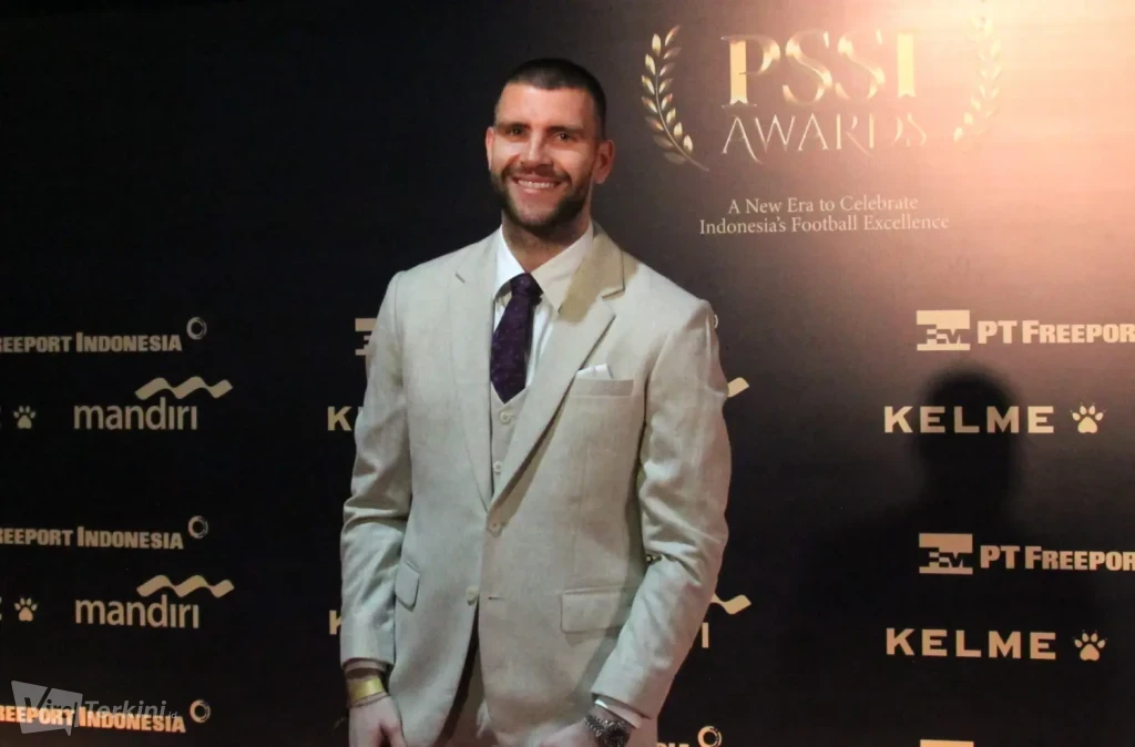 Maarten Paes_02_viralterkini