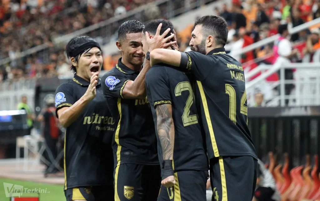 Persija vs Borneo FC _Foto MAK (14)