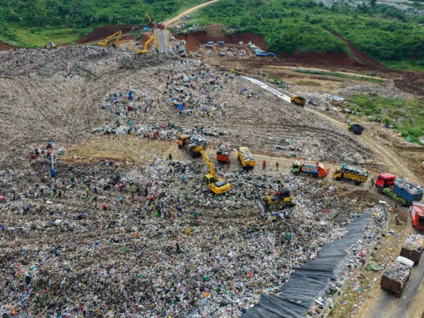 Penanganan Sampah di Kota Bandung Mulai Normal Usai Lebaran