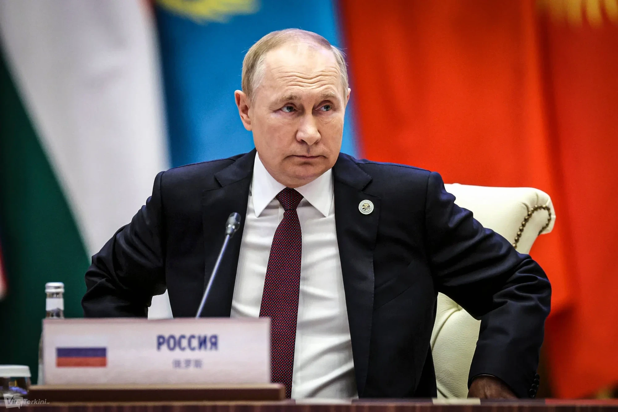 vladimir-putin-world-conference-ni91ta8e3u1imw93