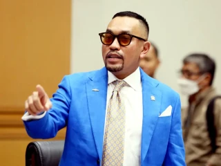 Soroti KPK, Sahroni Singgung Tahanan Rumah Gus Yaqut