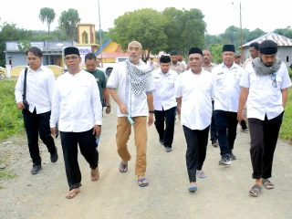 Roadshow Ramadan di Weda Tengah: Pemkab Halteng Resmikan Rumah Layak Huni dan Tinjau Kawasan Ekonomi Lelilef