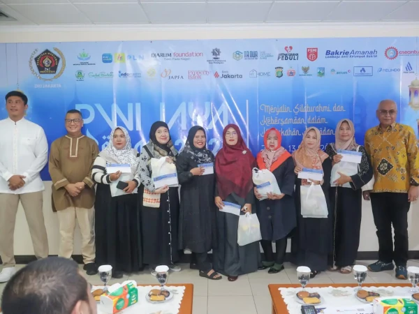 PWI Jaya Berbagi, Ketum PWI Santuni Yatim Piatu dan Warakawuri