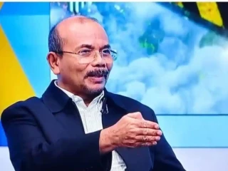 Andrinof-Chaniago-adalah-mantan-Menteri