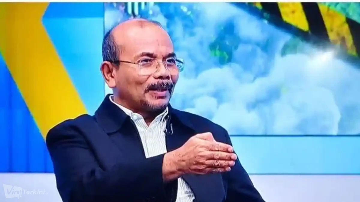 Andrinof-Chaniago-adalah-mantan-Menteri
