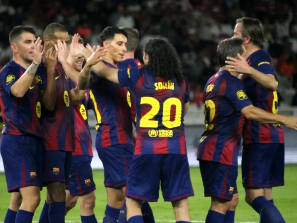 Barcelona Legends Berikan Tontonan Yang Fantastik Sampai Mengharukan Publik GBK