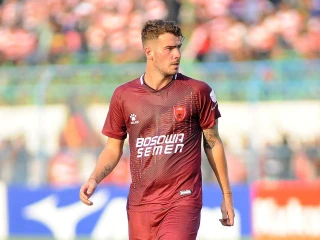 Wiljan Pluim Bongkar Skandal Paspor, Sentil Praktik Naturalisasi di Indonesia