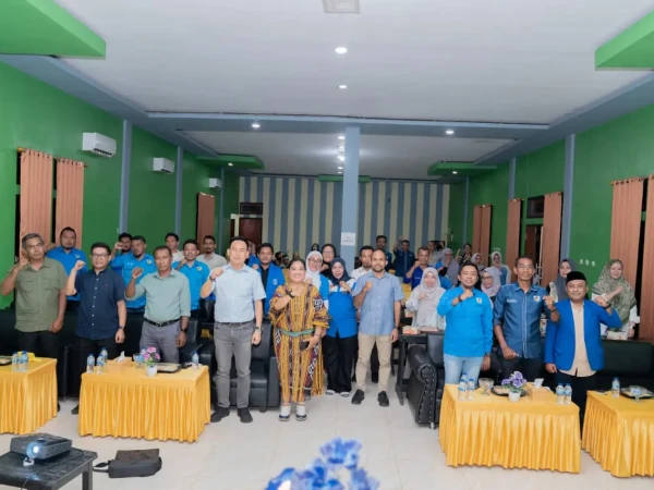 Edi Septiagus Rajab Terpilih Aklamasi Jadi Ketua KNPI Haltim, Ini Pesan Sekda dan Sekum Malut