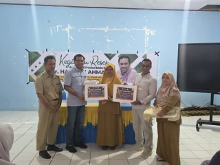 Apresiasi SMAN 2 Halmahera Timur, dr. Haryadi Ahmad: Bukti Talenta Maluku Utara Mampu Bersaing di Dunia