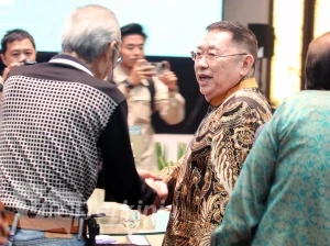 Jerry Hermawan Lo meluncurkan buku The Art of Simple Leadership (1)