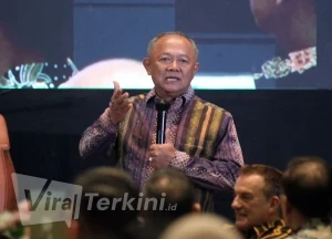 Jerry Hermawan Lo meluncurkan buku The Art of Simple Leadership (11)