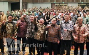 Jerry Hermawan Lo meluncurkan buku The Art of Simple Leadership (22)