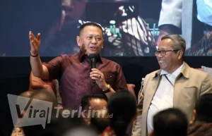 Jerry Hermawan Lo meluncurkan buku The Art of Simple Leadership (9)