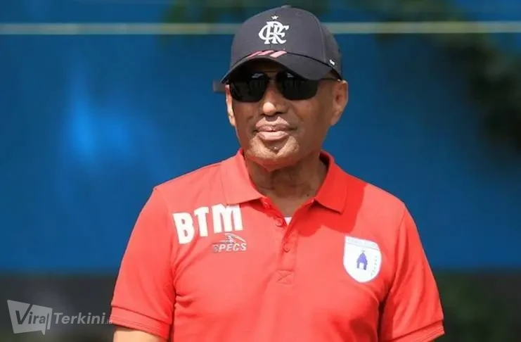 Ketua Umum Persipura, Benhur Tomi Mano
