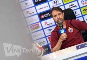Pelatih Persija, Mauricio Souza_Foto Persija