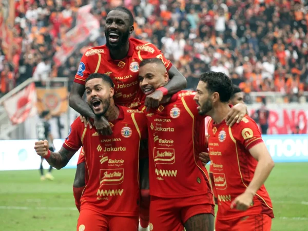 Persija Tutup Musim dengan Kemenangan Meyakinkan, Semen Padang Dibungkam 3-0 di JIS