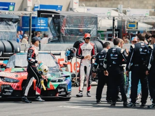 WRT 32 Sempat Bidik Podium, Penalti Buyarkan Mimpi di 24 Hours of Le Mans 2026