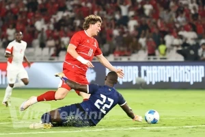 Pemain Timnas Indonesia Ole Romeny saat melawan Mozambik di Stadion Utama Gelora Bung Karno 9 Juni 2026 (foto - Ady Sesotya)
