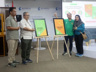 Dari 3.534 Artikel Menjadi Dua Buku, Adi Prinantyo Soroti Masa Depan Sepak Bola Indonesia