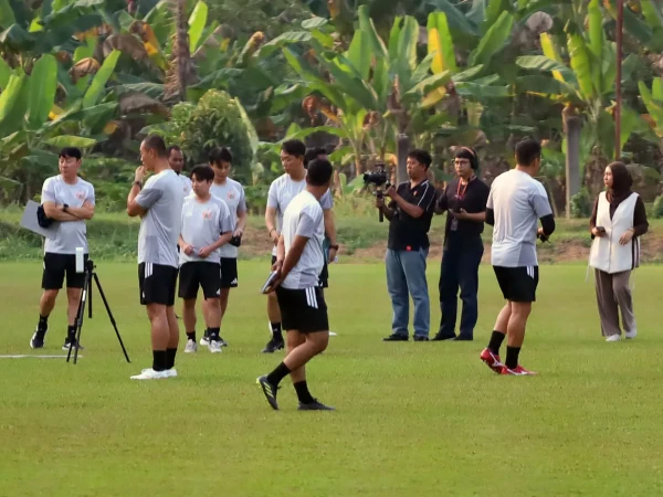 Persija Jakarta Mulai Langkah Musim 2026/27, Shin Tae-yong Fokus Adaptasi dan Fondasi Tim