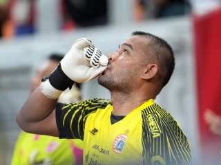 Persija Perkuat Sektor Penjaga Gawang, Andritany Bertahan dan Nadeo Resmi Bergabung