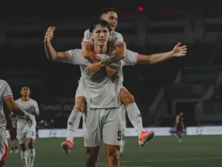 Indonesia Libas Kamboja 5-1, Hat-trick Mitchell Baker Warnai Laga Perdana Piala AFF 2026