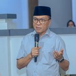 Hadiri Selamatan Kades Gemia, Bupati Halteng: Kades Adalah Rohnya Bupati