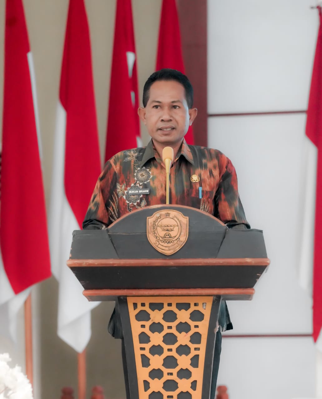 Kadis Pendidikan Halmahera Tengah, Muksin Ibrahim, S.Pd., menindaklanjuti arahan Bupati terkait verifikasi dan pengusulan status guru PPPK ke PNS. (Foto: Istimewa)