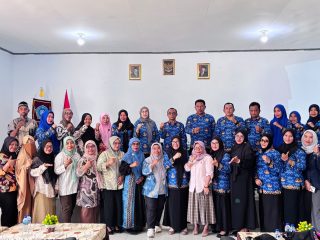 Sidak ke Seluruh Kecamatan, Kaban BKPSDM Halteng Tegaskan Sanksi Bagi ASN Indisipliner