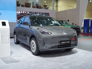 Geely EX2 Disulap Bergaya Retro-Motorsport, Tampil Beda di GIIAS 2026