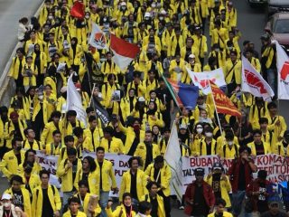 BEM UI Gelar Demonstrasi di Bundaran HI, Bawa Delapan Tuntutan