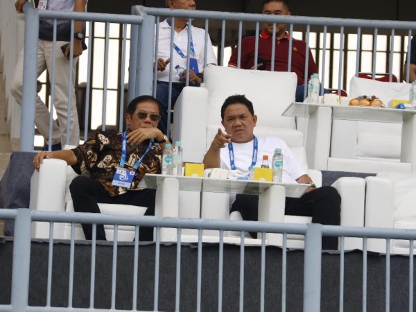 Achsanul Qosasi: Jangan Paksa Orang Mencintai Madura, Bangun Dulu Kebanggaannya Lewat Sepak Bola