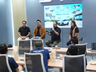 Komunitas BEYOND Dalami Teknologi Dual Mode BYD dan Jajal Langsung M6 DM di GIIAS 2026