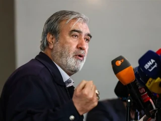 Parlemen Iran: Tidak Lama Lagi AS Akan Diusir dari Kawasan