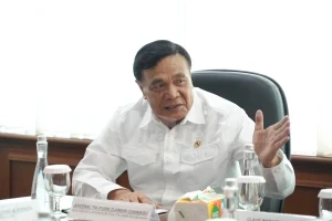 Menteri Koordinator Bidang Politik dan Keamanan (Menko Polkam), Jenderal TNI (Purn) Djamari Chaniago