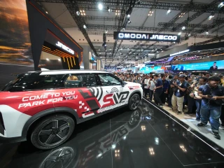 Fitur Parkir Otomatis JAECOO J7 SHS-P Diklaim Permudah Pengguna Saat Mencari Parkir di Mal