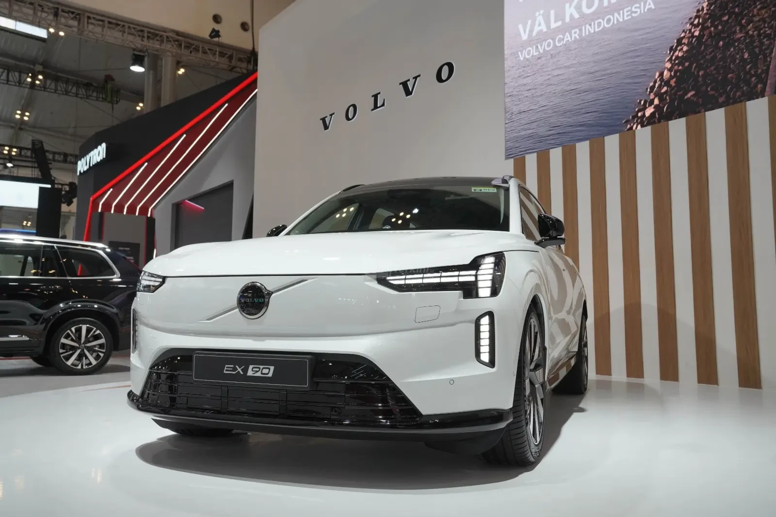Volvo EX90, hadir di booth Volvo di GIIAS 2026