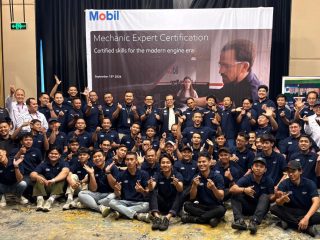Tak Sekadar Jual Pelumas, Mobil Lubricants Bekali Mekanik dengan Sertifikasi Kompetensi