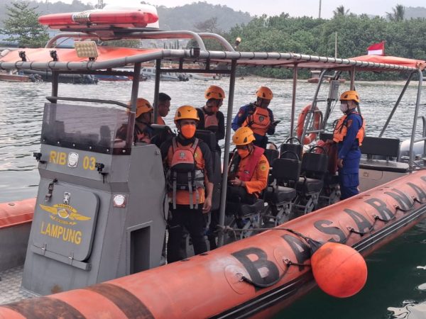 Hari Ketiga Pencarian Lima Jurnalis, PFI Desak SAR Perluas Penyisiran ke Pulau Sekitar Krakatau