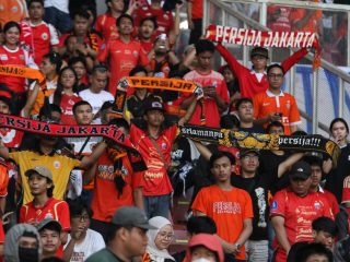 Persija Bereaksi Keras! Terseret Isu Dana Persib untuk Belanja Pemain, Somasi Terbuka Dilayangkan