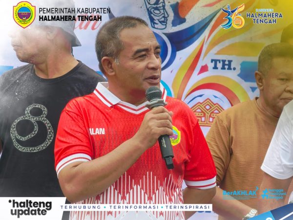 Meriahkan HUT ke-36 Halteng, Wabup Ahlan Djumadil Lepas Peserta Lari 5 Kilometer