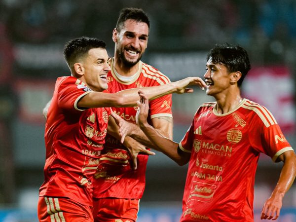 Pesta Gol di Bekasi Antar Macan Kemayoran Kembali ke Puncak