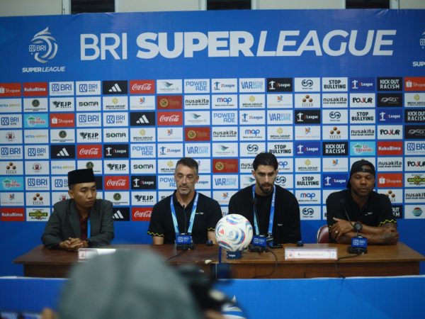 Gol Tunggal Mitkov Bungkam Persib, Madura United Tembus Tiga Besar