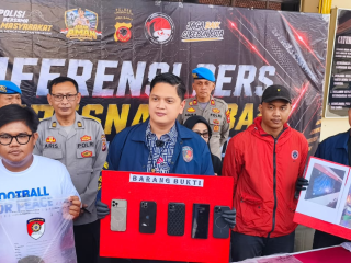 Bus Jakmania Dilempari Batu di Tol Cirebon, Akhirnya Lima Tersangka Ditangkap