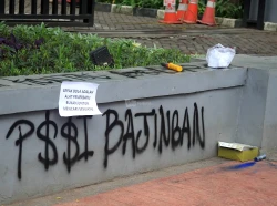Demo Ultras Garuda di Depan Kantor PSSI_Foto Viralterkini (17)