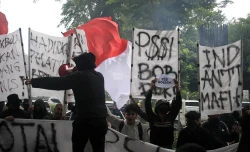 Demo Ultras Garuda di Depan Kantor PSSI_Foto Viralterkini (4)