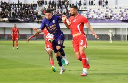 Persita vs Malut United FC (2)