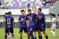 Persita vs Borneo FC_Foto MAK (7)