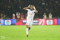 persija16